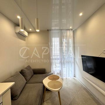 Джона Маккейна вул. (Івана Кудрі), 1-А