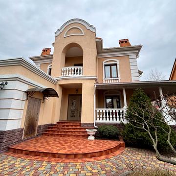 Таллінська вул.