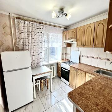 Євгена Танцюри вул., 17