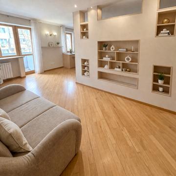 Німанська вул., 10