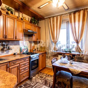 Гната Хоткевича вул., 67а