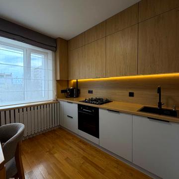 Гната Хоткевича вул., 54