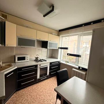 Героїв АТО вул., 4