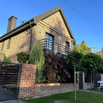 Помаранчева вул.