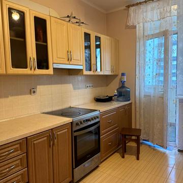 Єлизавети Чавдар вул., 11