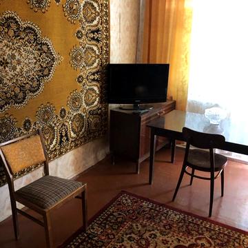 Бельгійська вул., 19