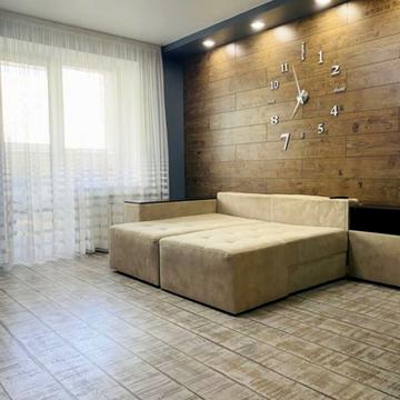 Сержанта Жужоми вул., 3