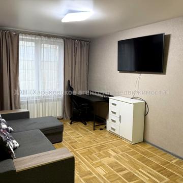 Академіка Павлова вул., 134/16