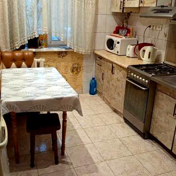 Миколи Ушакова вул., 20-А