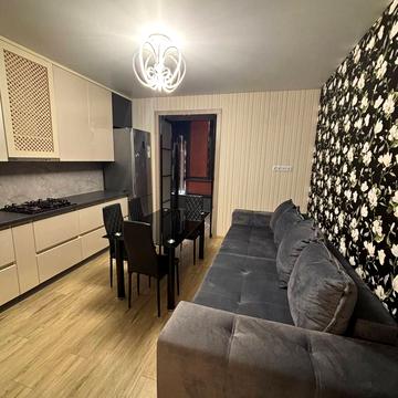 Гетьмана Мазепи вул. (Красовського), (Будинок 5)