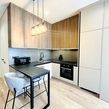 Андрія Верхогляда вул. (Михайла Драгомирова), 14-А