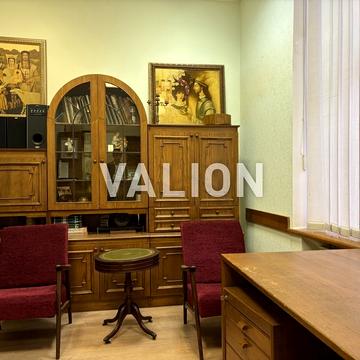 Бульварно-Кудрявська, 9