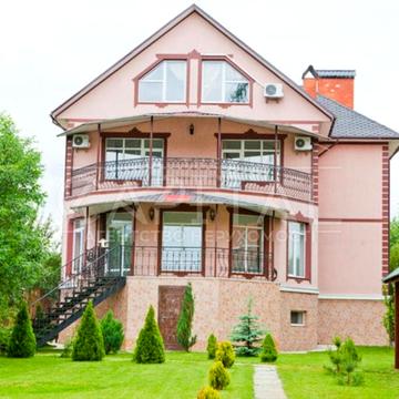 Весняна вул.