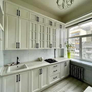 Велика Васильківська вул. (Червоноармійська), 97