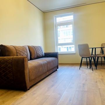 Володимира Великого вул., 5а