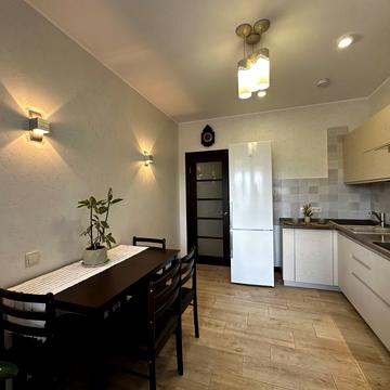 Авіаконструктора Ігоря Сікорського вул. (Танкова), 4-Б