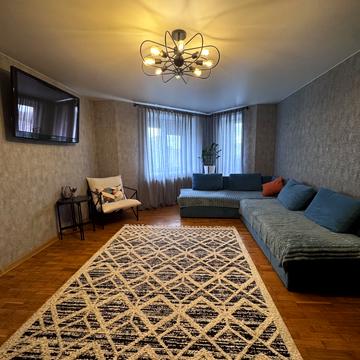 Просвіти бульв., 10