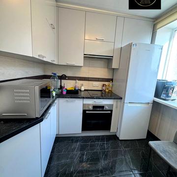 Професора Підвисоцького вул., 8