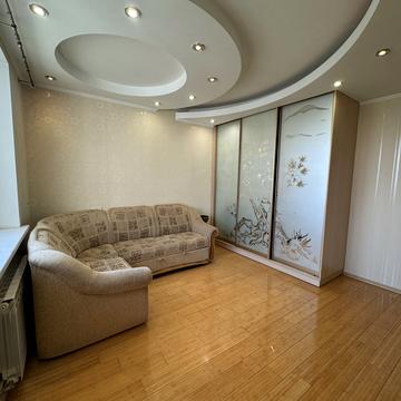 Урлівська вул., 11/44