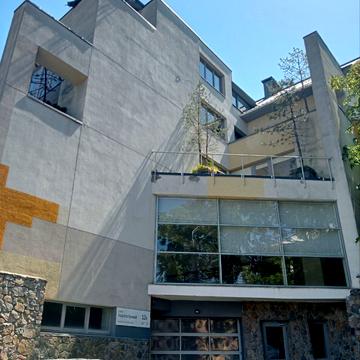 Крутогірний узвіз (Рогальова), 12-Б