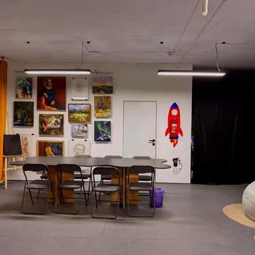 Зоряний бульв., 1м