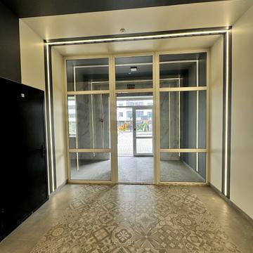 Озерна вул., (Будинок 1)