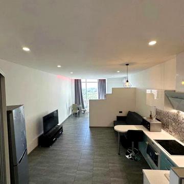 Сімферопольська вул., 2-Л