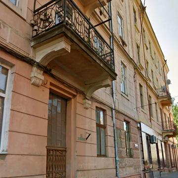 Університетська вул., 48