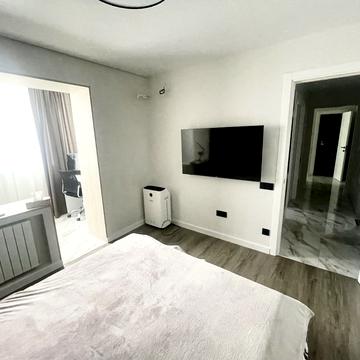 Олександра Довженка вул., 16-А