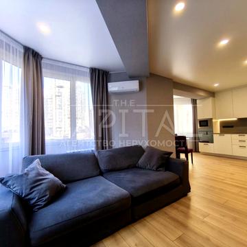 Володимира Івасюка просп. (Героїв Сталінграду), 24