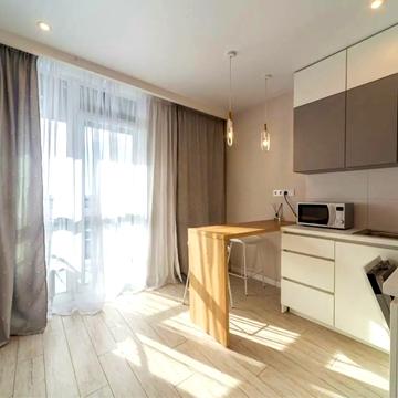 Джона Маккейна вул. (Івана Кудрі), 1-Б