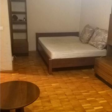 Русанівська набережна вул., 20