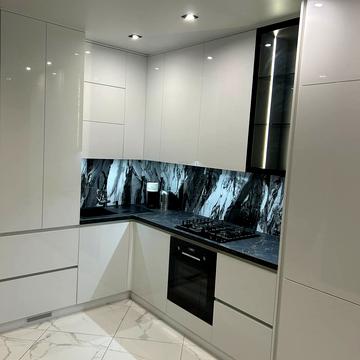 Паркова вул., (Будинок 2)