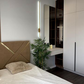 Краснова вул., (68 перлина)