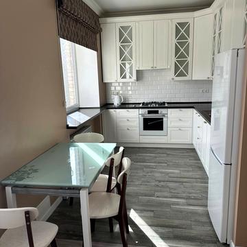 Джона Маккейна вул. (Івана Кудрі), 39-А