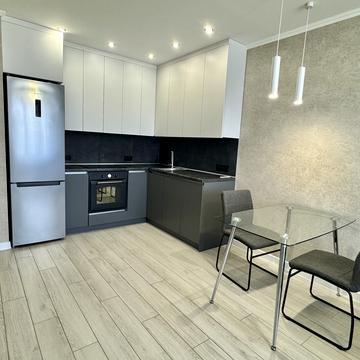 Дніпровська набережна вул., 18-А