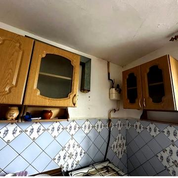 Залізнична вул., 44
