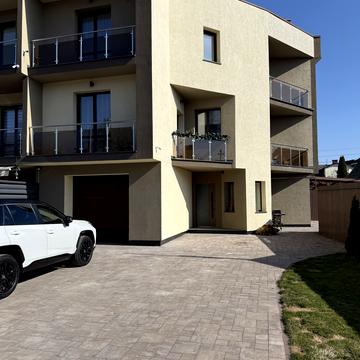 Остапа Терлецького вул., 25