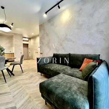 Зоряний бульв., 1м