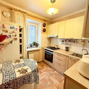 Голосіївська вул., 18