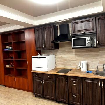 Трудова вул., 5а