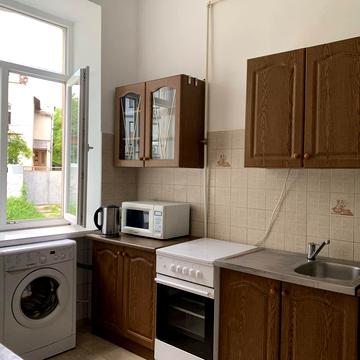 Дмитра Бортнянського вул. (27 Липня), 6