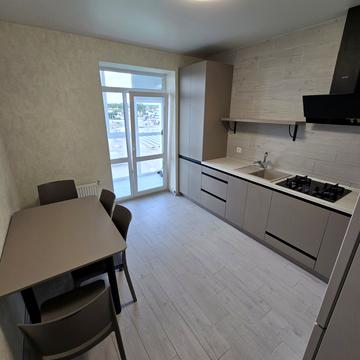 Одеська вул., 3/7