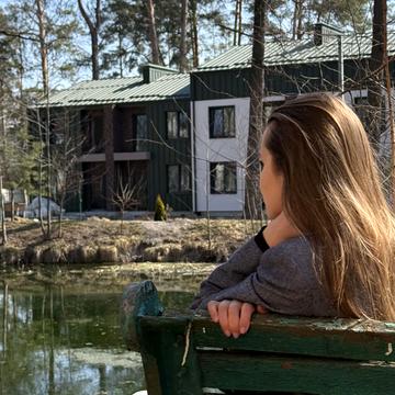 Варшавська вул., 87-Б