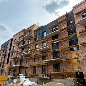 Долішня вул., (Будинок 12)