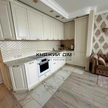 Дніпровська набережна вул., 18-А