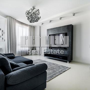 Миколи Міхновського бульв. (Дружби народів), 14-16