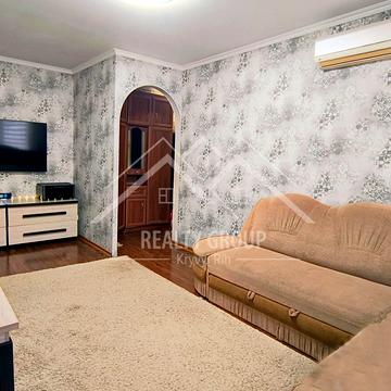 Покровська вул. (Подбєльського), 40