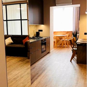 Зарічанська вул., 11л