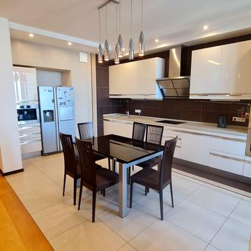 Микільсько-Слобідська вул., 1-А